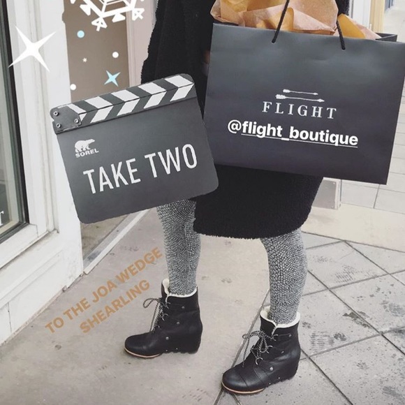 RARE!! SOREL Joan of Arctic Shearling - NEW IN BOX - Picture 3 of 4